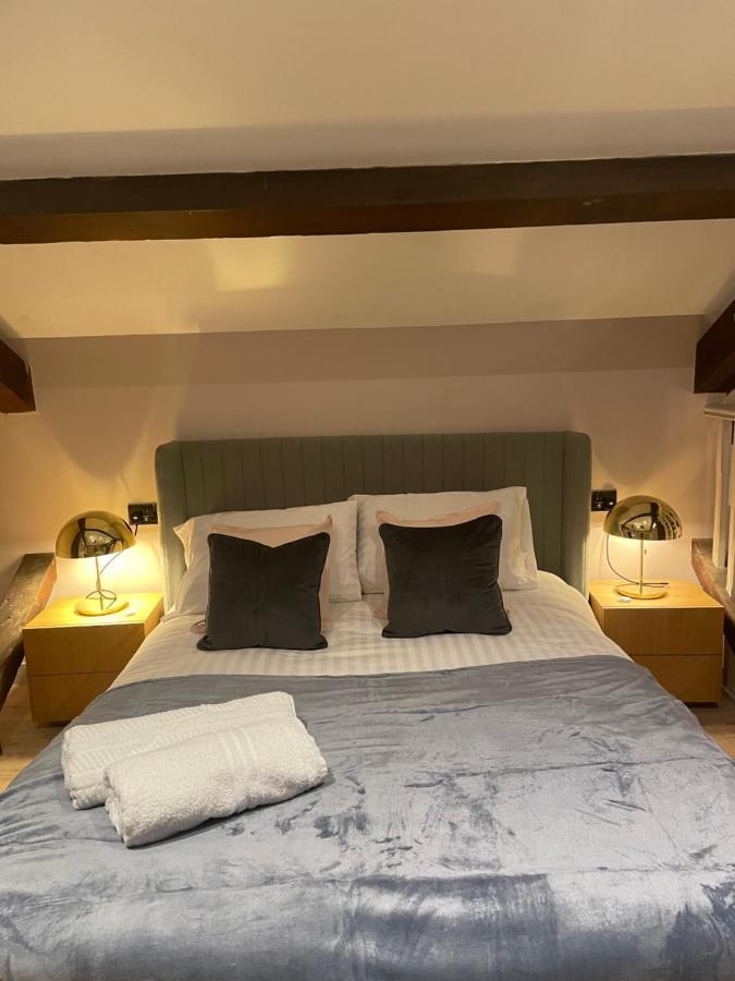 M1 Centre 3 Bed 3 Bath Luxe Penthouse Апартаменты *