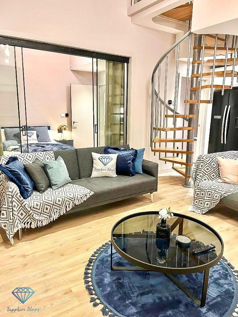 M1 Centre 3 Bed 3 Bath Luxe Penthouse Апартаменты Манчестер